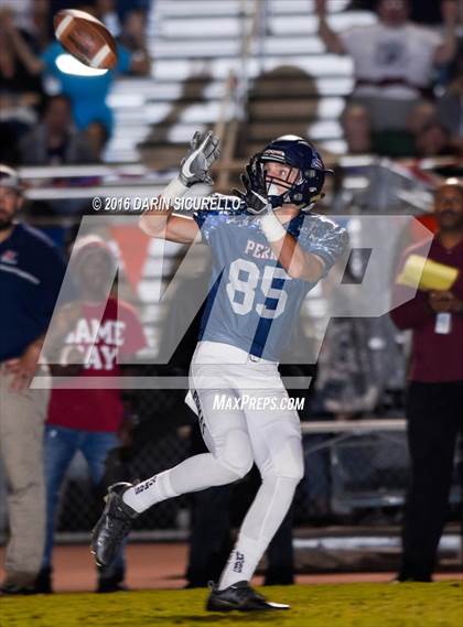 Thumbnail 2 in Perry vs. Hamilton (AIA Division 6A Quarterfinal) photogallery.