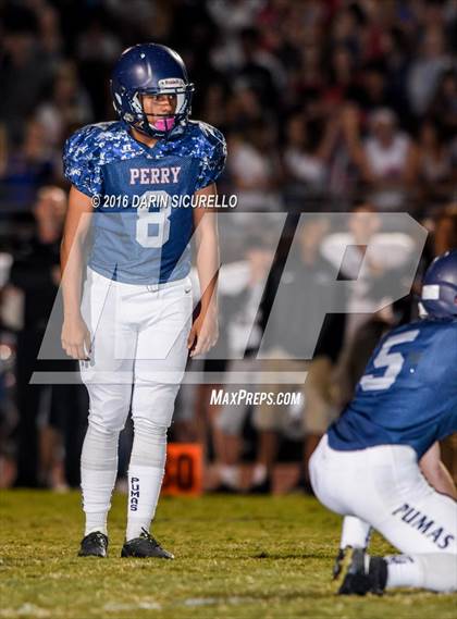 Thumbnail 2 in Perry vs. Hamilton (AIA Division 6A Quarterfinal) photogallery.