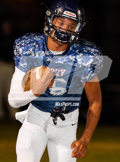Thumbnail 1 in Perry vs. Hamilton (AIA Division 6A Quarterfinal) photogallery.