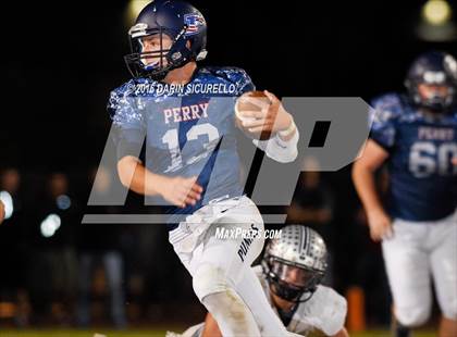 Thumbnail 2 in Perry vs. Hamilton (AIA Division 6A Quarterfinal) photogallery.