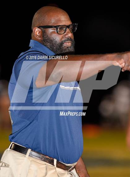 Thumbnail 1 in Perry vs. Hamilton (AIA Division 6A Quarterfinal) photogallery.
