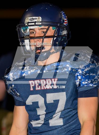Thumbnail 2 in Perry vs. Hamilton (AIA Division 6A Quarterfinal) photogallery.