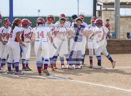 Thumbnail 2 in Holy Cross vs Edinburg photogallery.