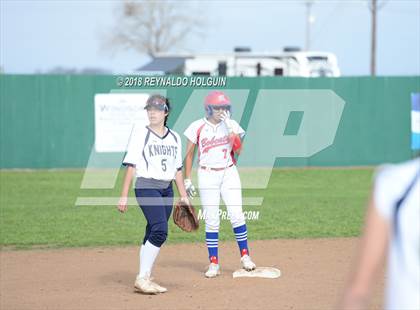 Thumbnail 2 in Holy Cross vs Edinburg photogallery.