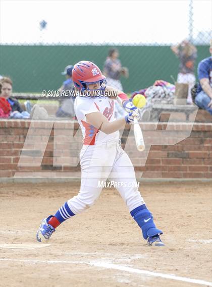 Thumbnail 1 in Holy Cross vs Edinburg photogallery.