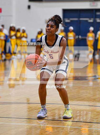 Thumbnail 1 in Hardin-Jefferson vs La Vega (UIL 4A Reg III Semifinal) photogallery.