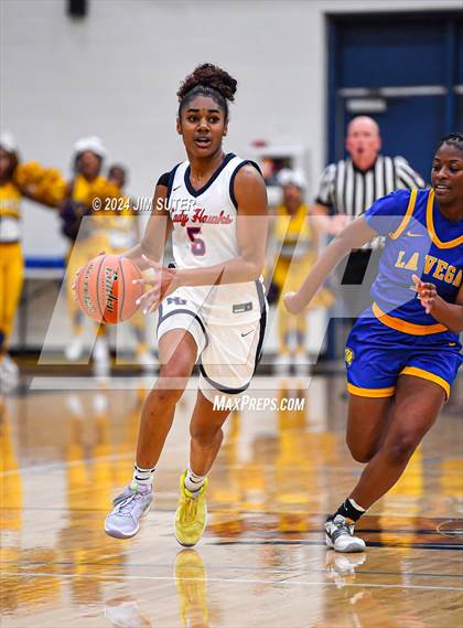 Thumbnail 1 in Hardin-Jefferson vs La Vega (UIL 4A Reg III Semifinal) photogallery.