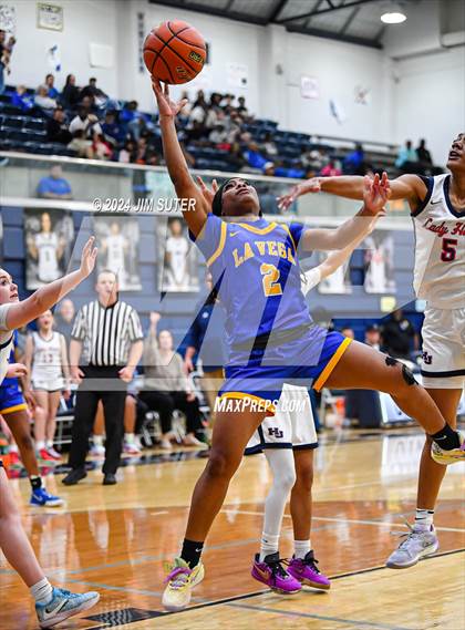 Thumbnail 3 in Hardin-Jefferson vs La Vega (UIL 4A Reg III Semifinal) photogallery.