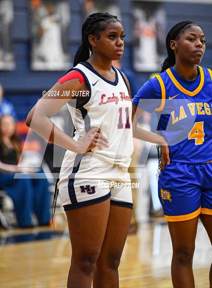 Thumbnail 3 in Hardin-Jefferson vs La Vega (UIL 4A Reg III Semifinal) photogallery.