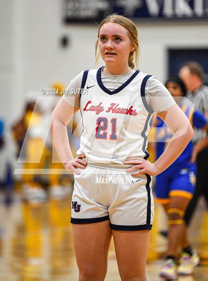Thumbnail 3 in Hardin-Jefferson vs La Vega (UIL 4A Reg III Semifinal) photogallery.