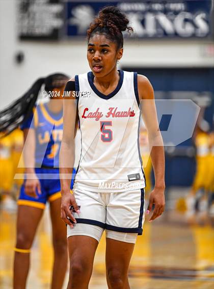 Thumbnail 2 in Hardin-Jefferson vs La Vega (UIL 4A Reg III Semifinal) photogallery.