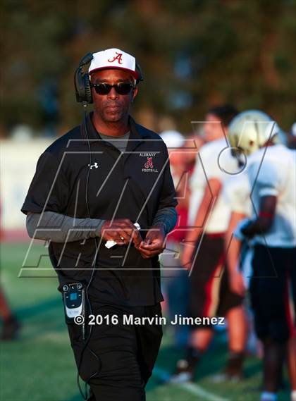 Thumbnail 2 in Oxnard vs Alemany photogallery.