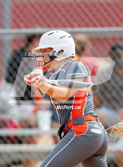 Thumbnail 1 in Lexington vs. Lincoln Southeast photogallery.
