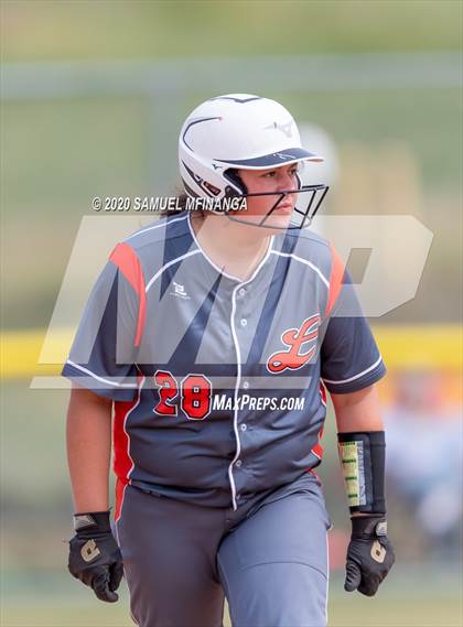 Thumbnail 2 in Lexington vs. Lincoln Southeast photogallery.