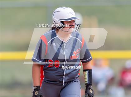 Thumbnail 3 in Lexington vs. Lincoln Southeast photogallery.