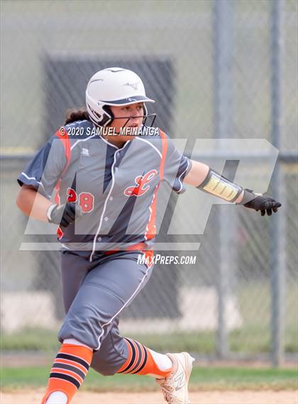 Thumbnail 1 in Lexington vs. Lincoln Southeast photogallery.