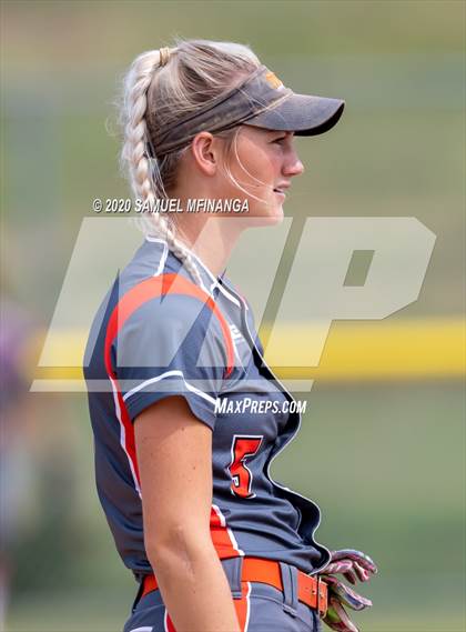 Thumbnail 1 in Lexington vs. Lincoln Southeast photogallery.