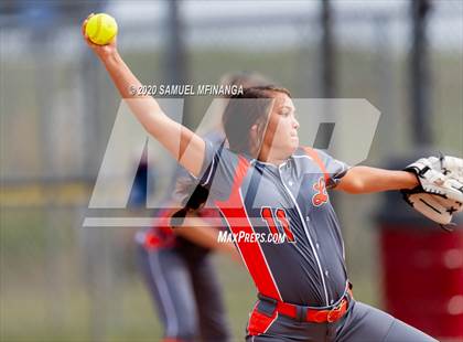 Thumbnail 3 in Lexington vs. Lincoln Southeast photogallery.