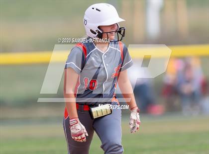 Thumbnail 2 in Lexington vs. Lincoln Southeast photogallery.