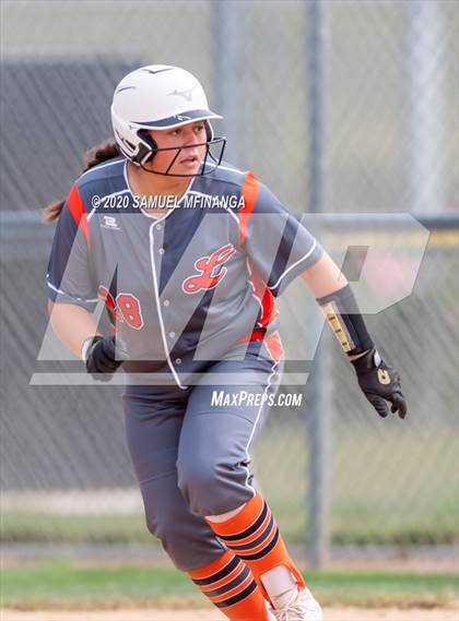 Thumbnail 3 in Lexington vs. Lincoln Southeast photogallery.