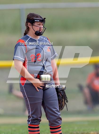 Thumbnail 3 in Lexington vs. Lincoln Southeast photogallery.