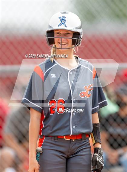 Thumbnail 3 in Lexington vs. Lincoln Southeast photogallery.