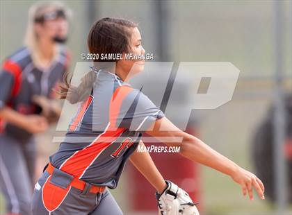 Thumbnail 1 in Lexington vs. Lincoln Southeast photogallery.
