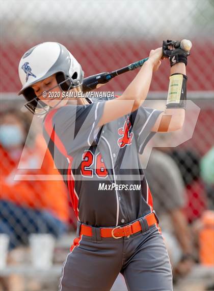 Thumbnail 1 in Lexington vs. Lincoln Southeast photogallery.