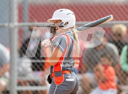 Thumbnail 2 in Lexington vs. Lincoln Southeast photogallery.