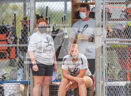 Thumbnail 1 in Lexington vs. Lincoln Southeast photogallery.