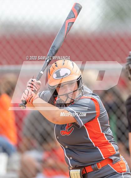 Thumbnail 3 in Lexington vs. Lincoln Southeast photogallery.