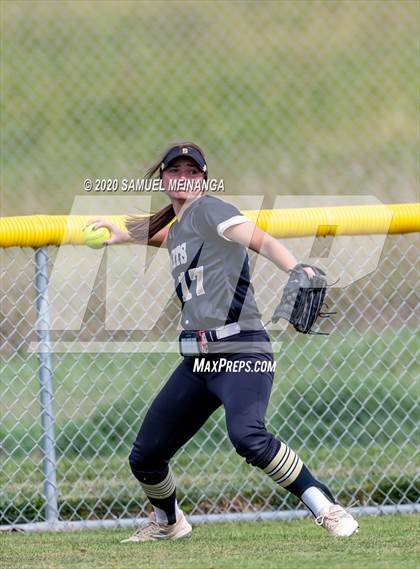 Thumbnail 3 in Lexington vs. Lincoln Southeast photogallery.