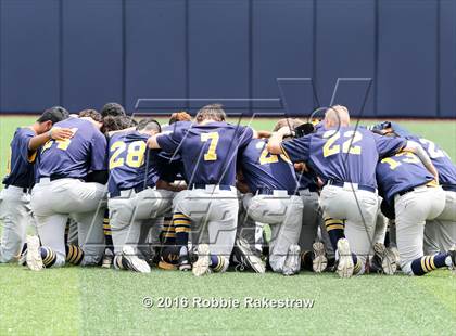 Thumbnail 3 in Lake Dallas vs Arlington Heights (UIL 5A Quarterfinal) photogallery.