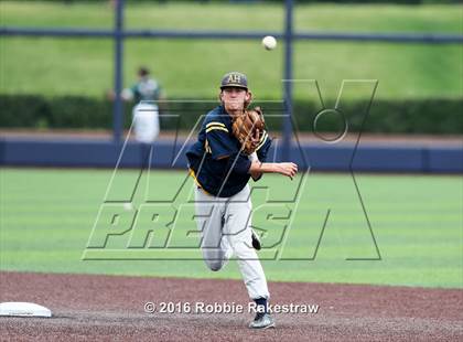 Thumbnail 3 in Lake Dallas vs Arlington Heights (UIL 5A Quarterfinal) photogallery.