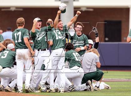 Thumbnail 2 in Lake Dallas vs Arlington Heights (UIL 5A Quarterfinal) photogallery.