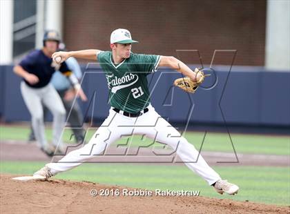 Thumbnail 3 in Lake Dallas vs Arlington Heights (UIL 5A Quarterfinal) photogallery.