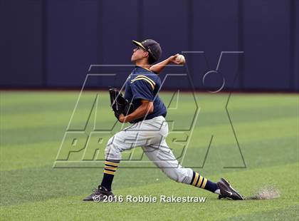 Thumbnail 1 in Lake Dallas vs Arlington Heights (UIL 5A Quarterfinal) photogallery.