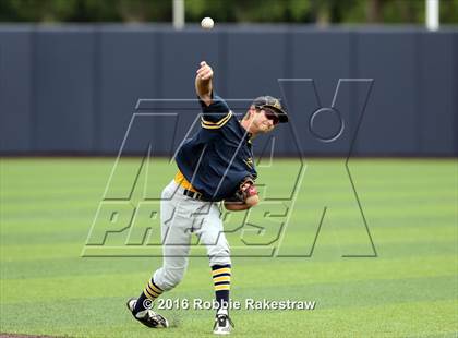 Thumbnail 2 in Lake Dallas vs Arlington Heights (UIL 5A Quarterfinal) photogallery.