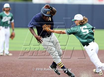 Thumbnail 2 in Lake Dallas vs Arlington Heights (UIL 5A Quarterfinal) photogallery.