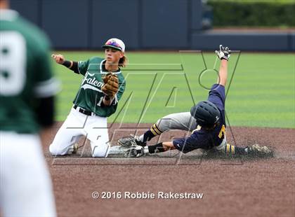 Thumbnail 2 in Lake Dallas vs Arlington Heights (UIL 5A Quarterfinal) photogallery.