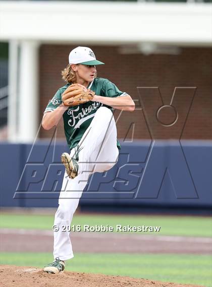 Thumbnail 3 in Lake Dallas vs Arlington Heights (UIL 5A Quarterfinal) photogallery.