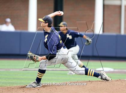 Thumbnail 2 in Lake Dallas vs Arlington Heights (UIL 5A Quarterfinal) photogallery.