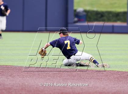 Thumbnail 1 in Lake Dallas vs Arlington Heights (UIL 5A Quarterfinal) photogallery.