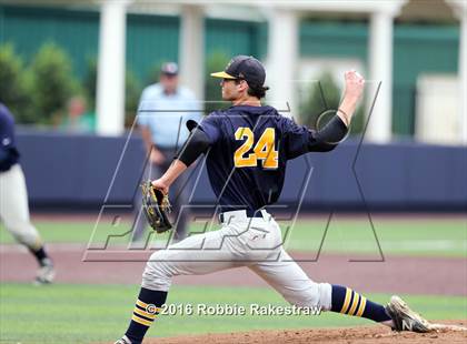 Thumbnail 2 in Lake Dallas vs Arlington Heights (UIL 5A Quarterfinal) photogallery.