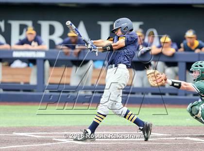 Thumbnail 2 in Lake Dallas vs Arlington Heights (UIL 5A Quarterfinal) photogallery.