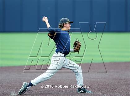Thumbnail 2 in Lake Dallas vs Arlington Heights (UIL 5A Quarterfinal) photogallery.