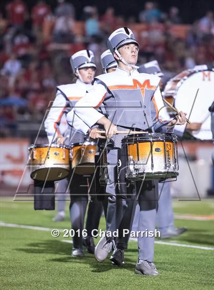 Thumbnail 1 in Van @ Mineola photogallery.