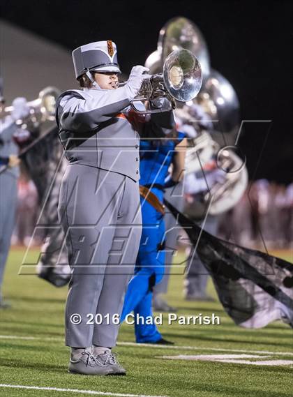 Thumbnail 2 in Van @ Mineola photogallery.