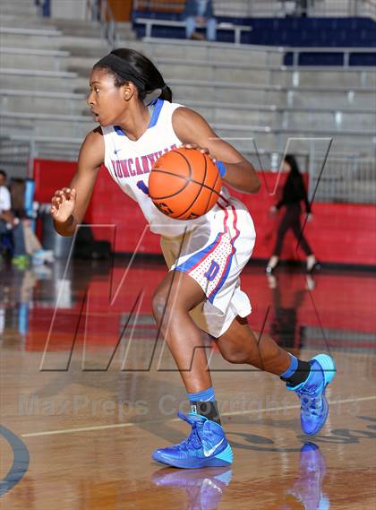 Thumbnail 2 in Bishop Lynch @ Duncanville (Thanksgiving Hoopfest) photogallery.