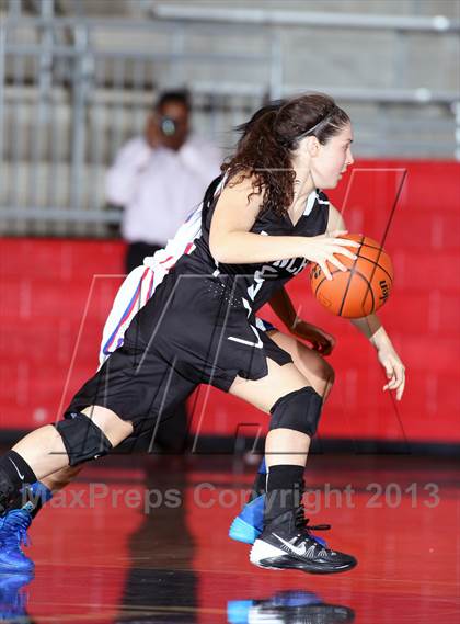 Thumbnail 2 in Bishop Lynch @ Duncanville (Thanksgiving Hoopfest) photogallery.
